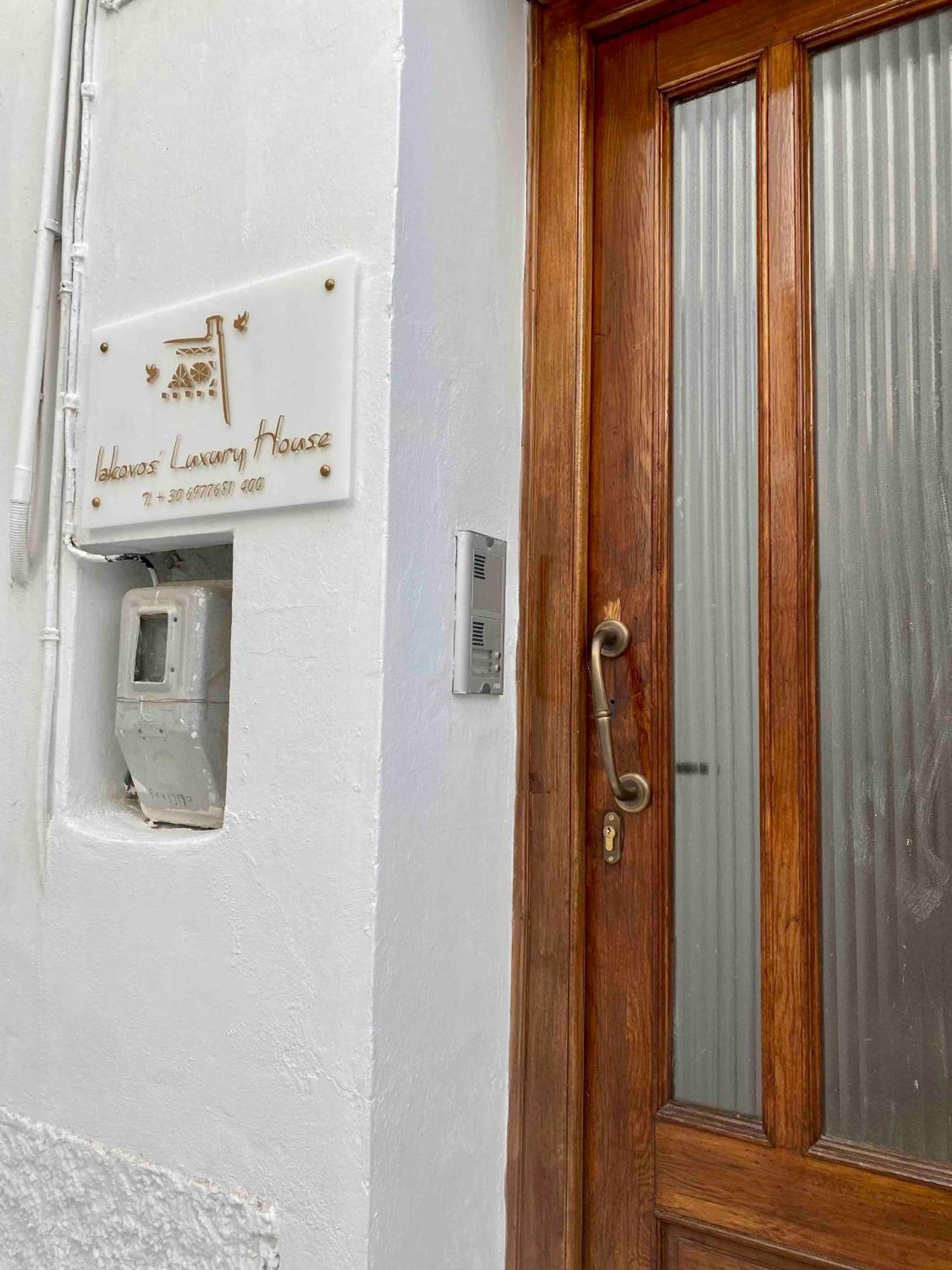 Ferienwohnung Iakovos' Luxury Penthouse Tínos Exterior foto