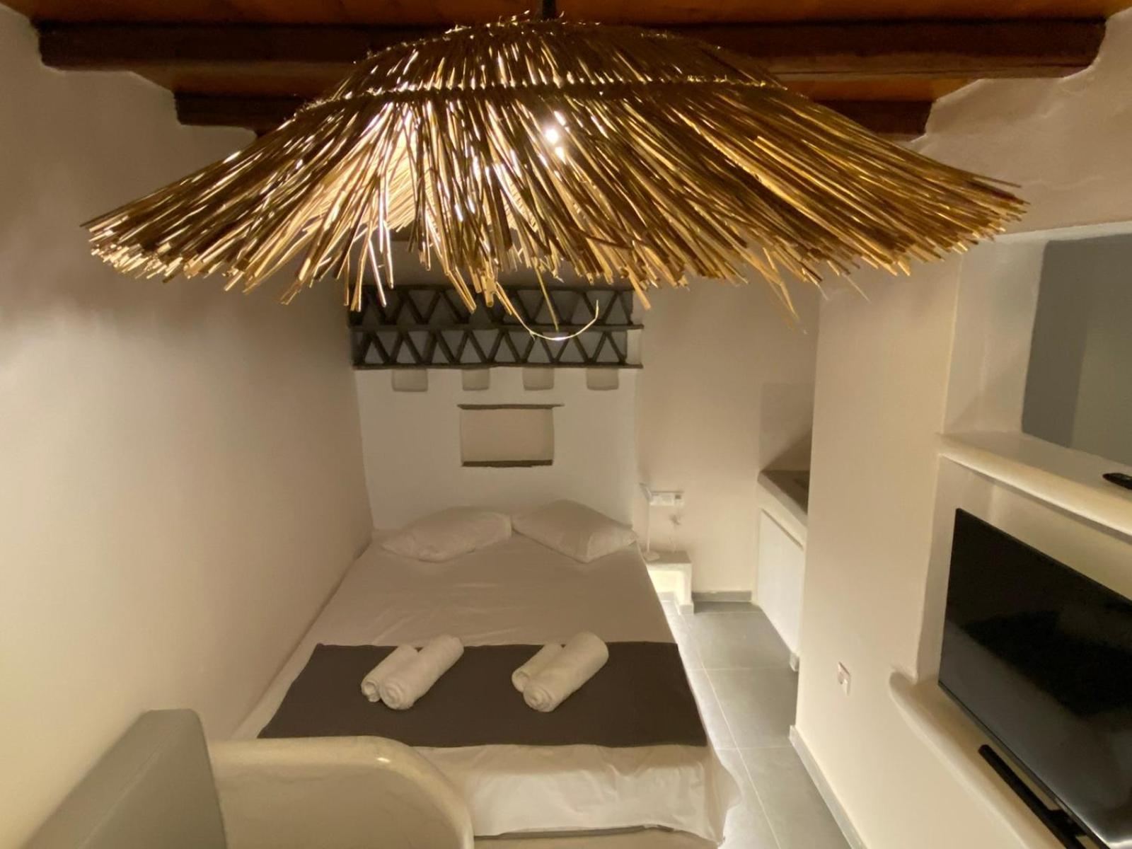 Ferienwohnung Iakovos' Luxury Penthouse Tínos Exterior foto